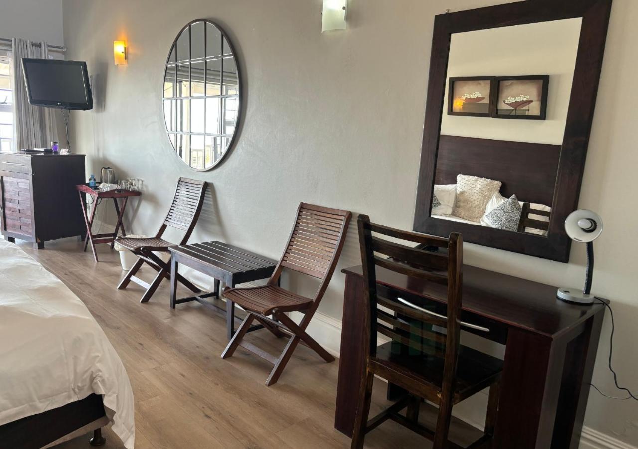 Sir Roys At The Sea Bed and Breakfast Πορτ Ελίζαμπεθ Εξωτερικό φωτογραφία